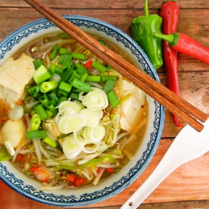 激辛ラーメン　”豆腐とにんにくで”